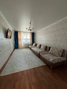 Продам 3хкомнатную квартиру в центре