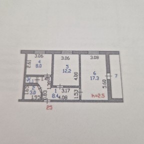 2 комнатная квартрра 52м2,район СКГУ.