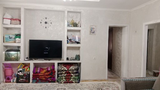 Срочно продам 2х ком. квартиру. 10млн.