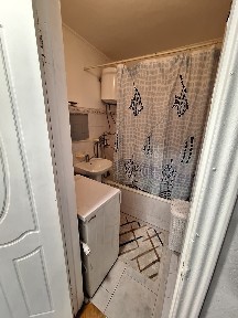 Продам квартиру 3 комнатную