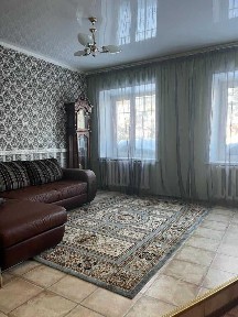 5- ти комнатная квартира на 2-м этаже