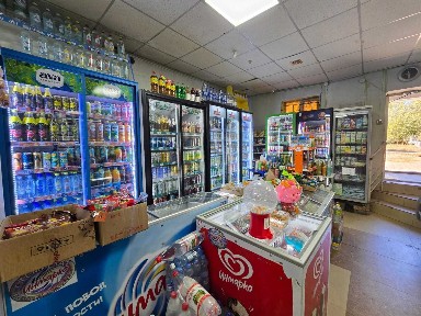 Продам магазин+салон красоты в 4мкр 175кв. м