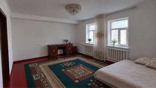 Үй. Сұлутөбе ауылынан үй сатылады!.Қорасы бар.