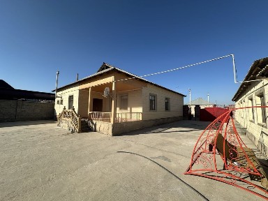 Түркістан қаласында Үлкен үй сатылады.