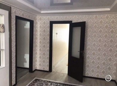 Продаю квартиру 2 комнатная Абая 8