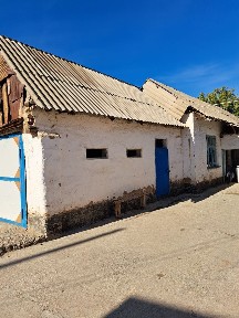 Улкен уй сатылады