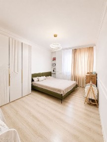 Продается 3-комнатная квартира 120кв. м.