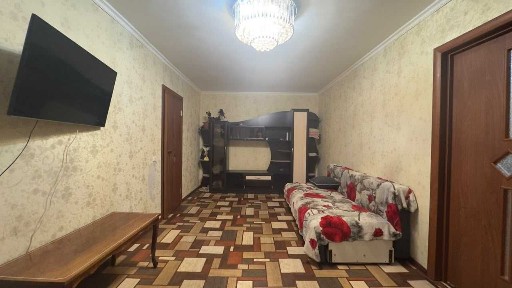 Продаю уютную квартиру с хорошим ремонтом в центре города