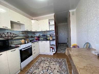 Продаётся просторная 4х квартира 107 кв. м. на 9 мкр раздельные комнаты
