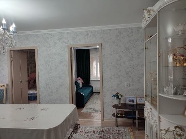 Продам квартиру 4х комнатную