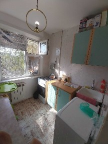Продам 2х комн кв Есетка Детские товары