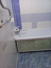 Сдаётся 2 комнатная квартира, Абая 8