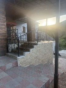 Продается двухэтажный дом на берегу реки.