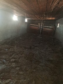 Үй саиылады, Қора жәйімен