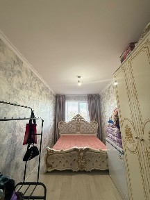 Продается 2х комнатная не угловая квартира, небольшой торг