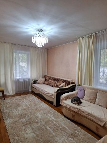 Продам 2-х, 49 кв. м, кирпич, 1/5, лоджия