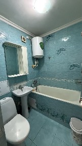 Продается двухкомнатная квартира в центре