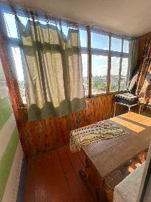 Продам 3-комнатную квартиру улучшенной планировки по Республике!