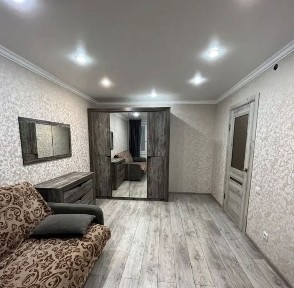 1 ком/сити молл/130 000