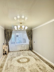 Продаю 2-комнатную квартиру.