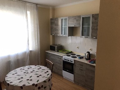 Продаётся трёх комнатная квартира.