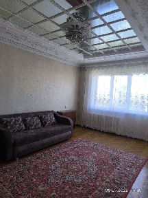 Сдам срочно 2 ух комнатную квартиру