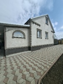 Дом 10 соток Старый аэропорт, возле маг. Коктем