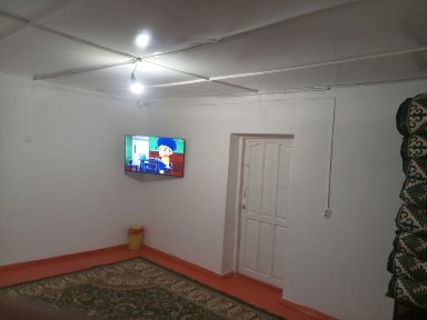 үй сатылады 6,5 миллион тг келісім бар 8 соттық құдыу