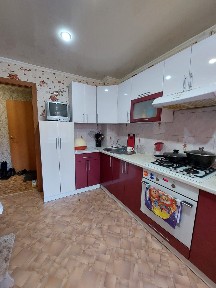 Продам 3 ех. комн кв новой планировки район ПИРАМИДЫ