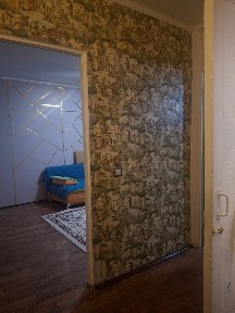 Продам 2 комнатную квартиру в центре города