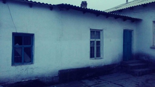 Ескі үй сатылады Талханбаев 6 көшесінде.