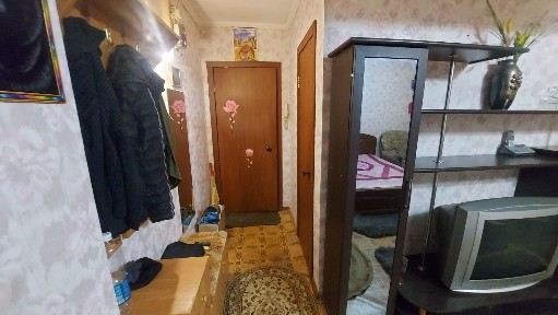 Продам 1.5 ку в районе зел. рынка