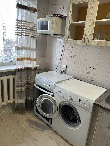 Продам 1 комн на Гапеева возле остановки 30мкрн