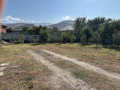 Продам дом, рассматриваю вариант обмена на квартиру с вашей доплатой.