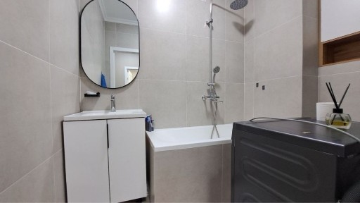 Сдам квартиру 220000 + комуслуга, 100 к депозит