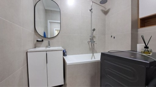 Сдам квартиру 220000 + комуслуга, 100 к депозит