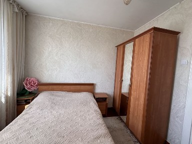 Продам 5-комнатную квартиру