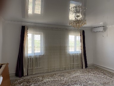 Продаётся частный дом в поселке Талсуат, 10 соток. 4 комнаты