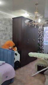 Продаю квартиру 4-х комнатную квартиру