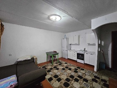 Продаю 2х комнатную квартиру в Михайловке на Кирзаводе, Осевая 4