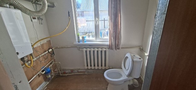 Село Туздыбастау отдельно стоящий дом из 4 комнат