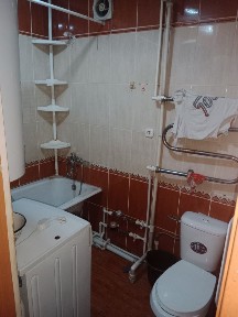 Продается квартира. Требуется ремонт.