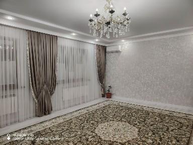 Продам коттедж г. п 2020 г. Имеются 3 сарая, баня. Во дворе полностью