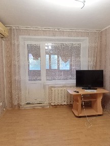 Сдам 2х комнатную квартиру в 8мкр