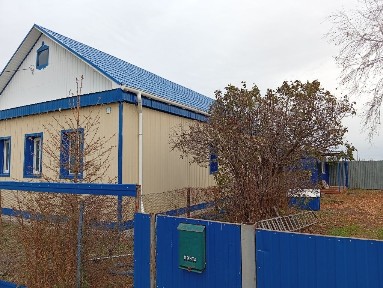 Продам благоустроенный дом в с. Озерное в 30 км. от города Костанай.