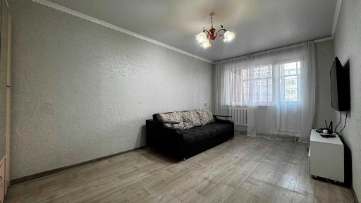 Продам 2ком квартиру в мкр. Западный