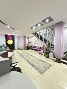 Продаётся коммерческое здание в самом центре шымкента 306 м²