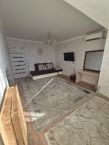 Сдаётся кв в 12 мкр, 35 дом на сутки 7000