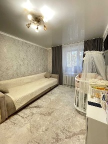 Продается 1-комнатная квартира, р-к Самал, 2 этаж