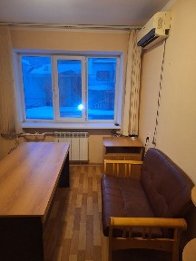 Аренда помещения под любые потребности 14 кв. М. Находятся офисы в го